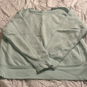 Gap crewneck sweatshirt